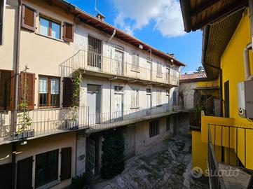 CASA DI CORTE A ABBIATEGRASSO