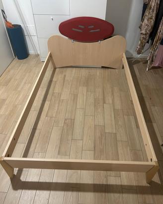 Struttura letto  in ottime condizi trattabile