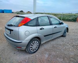 FORD Focus 1ª serie - 2004
