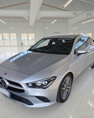 MERCEDES-BENZ CLA 200 D AUTOMATICO SPORT STATION W