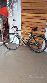 Specialized Venge Carbon.