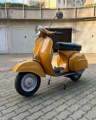 Vespa 180 Rally