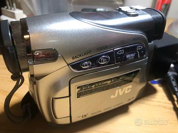 Videocamera JVC GR-D290E bloccata in SAFEGUARD 01