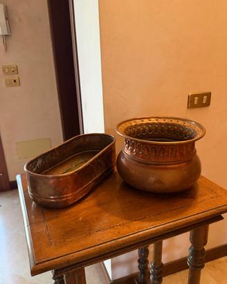 Set di vasi/recipienti antichi in rame