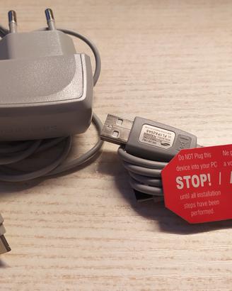 Caricabatterie e cavetto Samsung Sgh-u700.