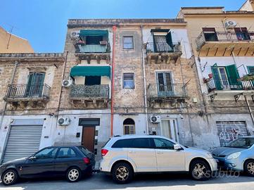 2 LOCALI A PALERMO
