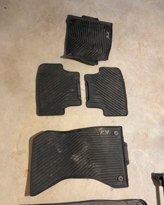 Set tappetini Audi A4 Avat