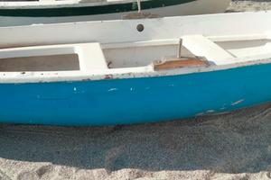 Barca leggera in vetroresina