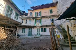 CASA SEMINDIPENDENTE A GASSINO TORINESE