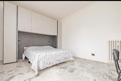Camera singola con letto matrimoniale