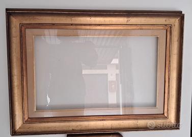 Cornice in legno