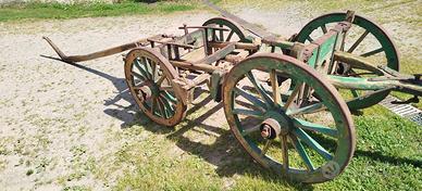 antico carro agricolo