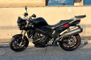 BMW F 800 R 2018 – 26.600 km – Full Optional