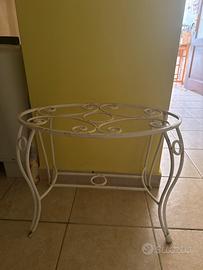 Tavolinetto in ferro battuto