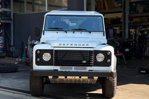 Land Rover Defender 90 2.2 TD4 Station Wagon SE N1