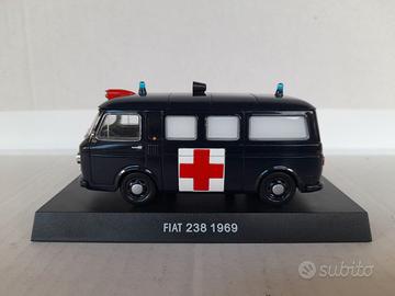 MODELLO FIAT 238 AMBULANZA CARABINIERI DEA IN TECA