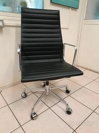 Poltrona Charles Eames