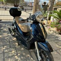 Beverly Tourer 400 i.e