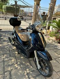 Beverly Tourer 400 i.e