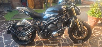 Benelli 752s  - 4000 km