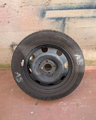 4 GOMME INVERNALI 205/55 R16  + CARRELLO +BORSE