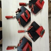 Strettoi per cornici