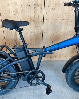E-Bike  RUOTE   20'x  4    batteria 840 Wh  / 48 V