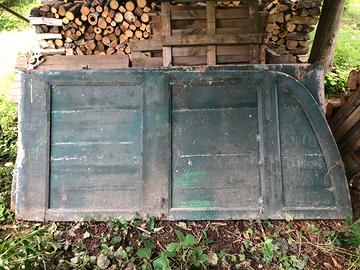 Vecchio portone (da restaurare)