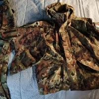 Completo giubbino e salopette in goretex esercito
