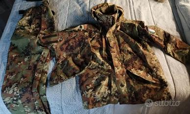 Completo giubbino e salopette in goretex esercito