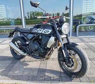 Brixton Crossfire 500 X