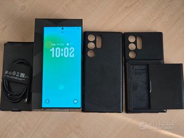 Galaxy S22 Ultra 256gb nero + 2 cover Spigen