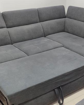 Divano angolare 4 posti + pouf