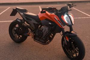 Ktm Duke 790