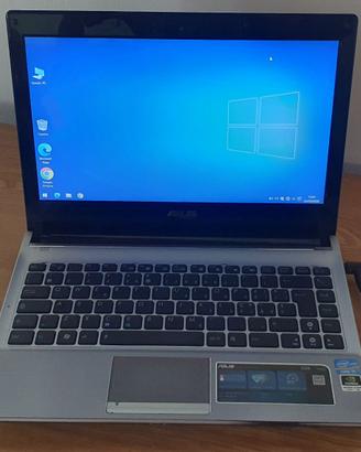 ASUS U30S  i5-2410m  4Gb HDD 750 gb ,  Nvidia 520M
