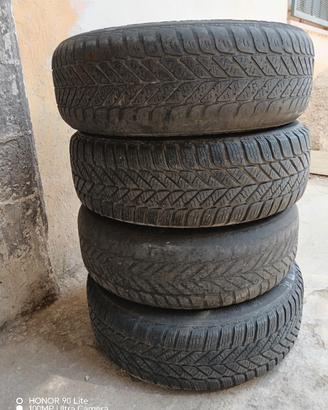cerchi e gomme