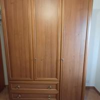 Armadio legno massello