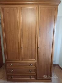 Armadio legno massello