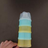 dosatore per latte in polvere azzurro 