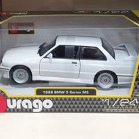 Die-Cast 1:24 BMW serie 3 Burago 