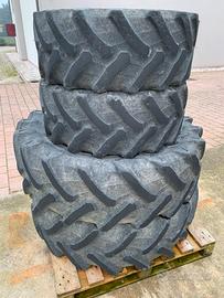 Peneumatici Pirelli TM700 per trattori