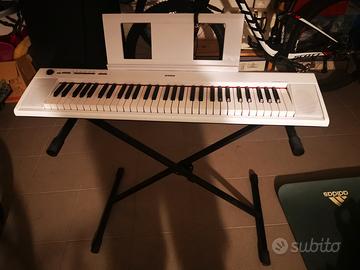 Pianola Yamaha Piaggiera NP-12
