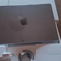 Apple laptop MacBook Air 13" con chip M3 (2024): d