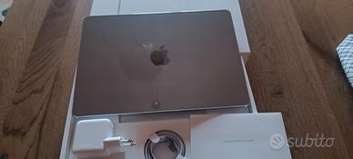 Apple laptop MacBook Air 13" con chip M3 (2024): d