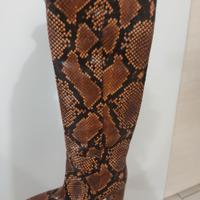 stivale vera pelle coccodrillato