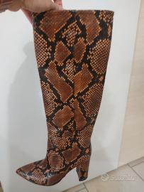 stivale vera pelle coccodrillato