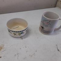 tazza in ceramica e ciotola in pvc come da foto