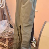 Waders scafandro pesca in laguna, mare, lago