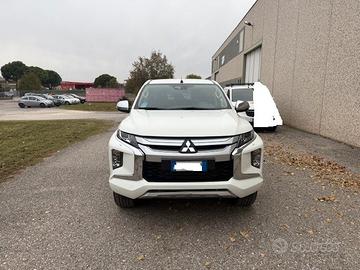 Mitsubishi l200 (2019-->) - 2020