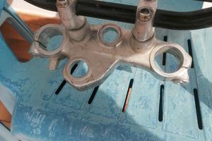 manubrio completo di piastra superiore 